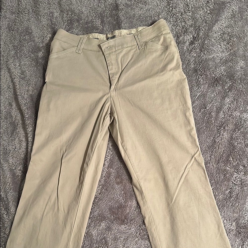 Women’s casual Lee pants